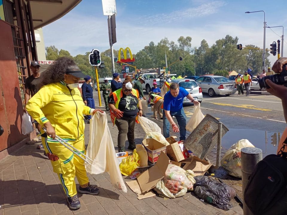COLLABORATIVE CLEAN-UP CAMPAIGN TRANSFORMS WARDS 56 AND 57